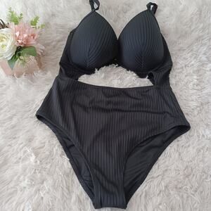 Black Shade & Shore One Piece Bikini Size 38 DD
